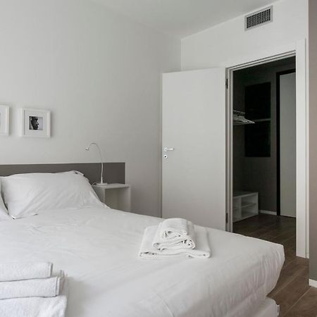 Italianway-Poma Apartment มิลาน ภายนอก รูปภาพ