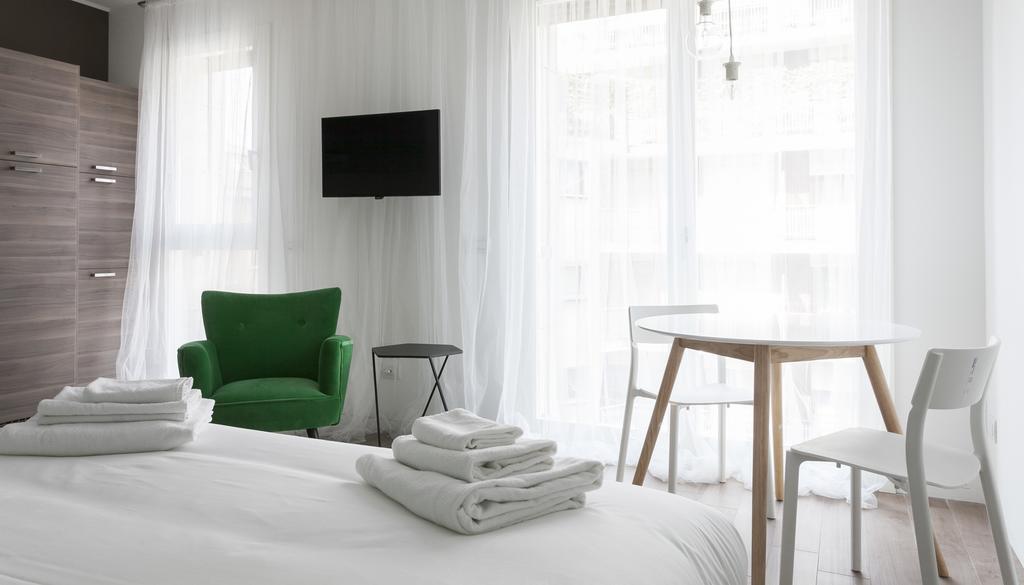 Italianway-Poma Apartment มิลาน ภายนอก รูปภาพ