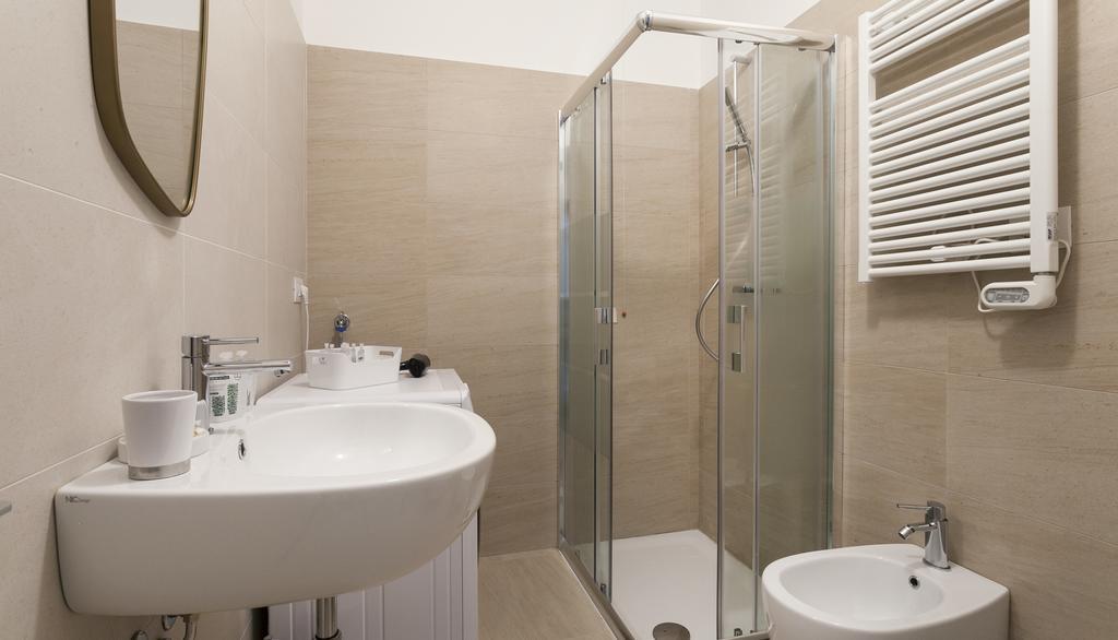 Italianway-Poma Apartment มิลาน ภายนอก รูปภาพ