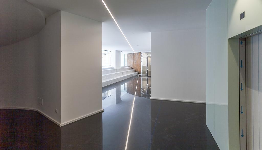 Italianway-Poma Apartment มิลาน ภายนอก รูปภาพ
