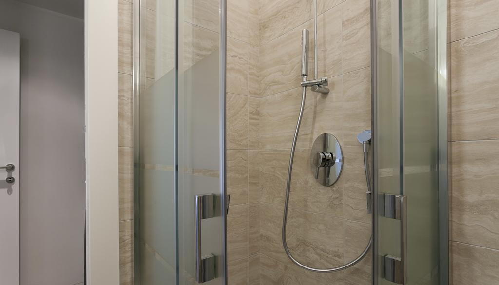 Italianway-Poma Apartment มิลาน ภายนอก รูปภาพ